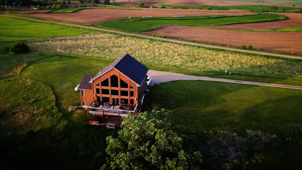 Big Sioux Iowa cabin rental