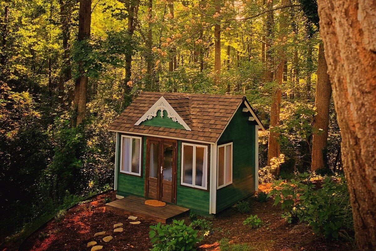 cottage glamping