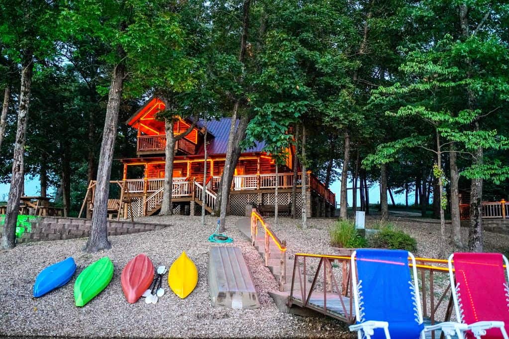 Hix Lake & Cabin