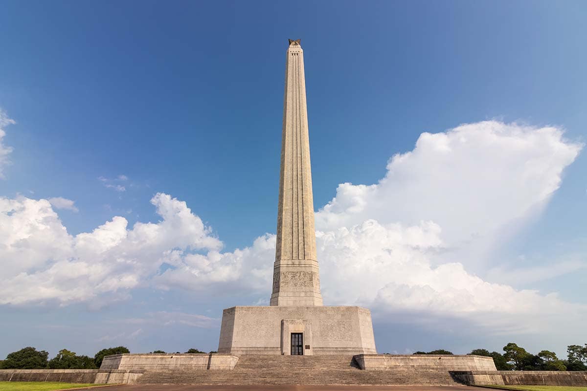 houston to new orleans road trip - san jacinto battleground