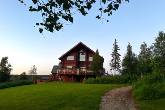 Looking at the exterior of Tordrillo Lodge