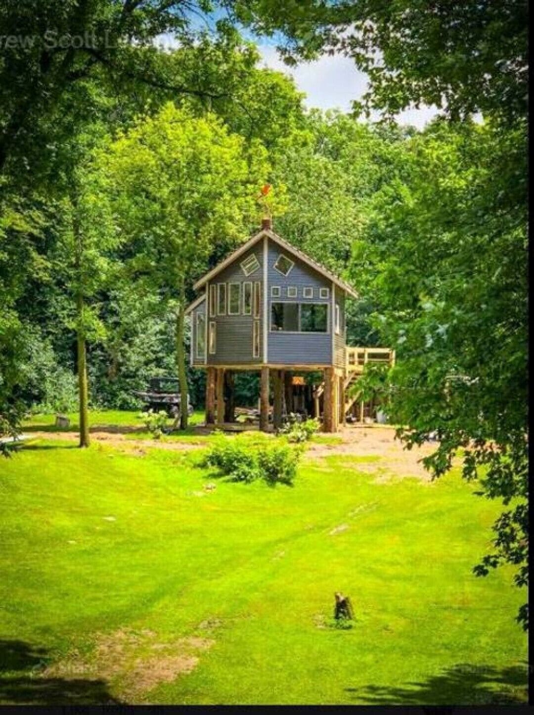 LOTR Treehouse