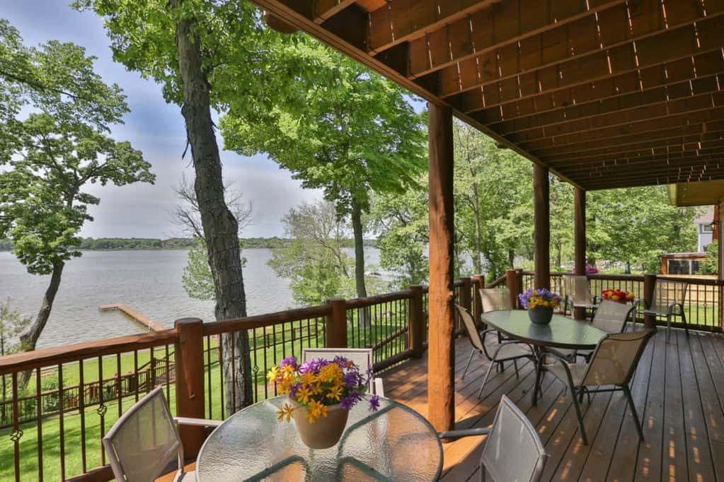 Luxury Log Cabin