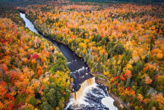 Best Places to See Fall Colors in Michigan