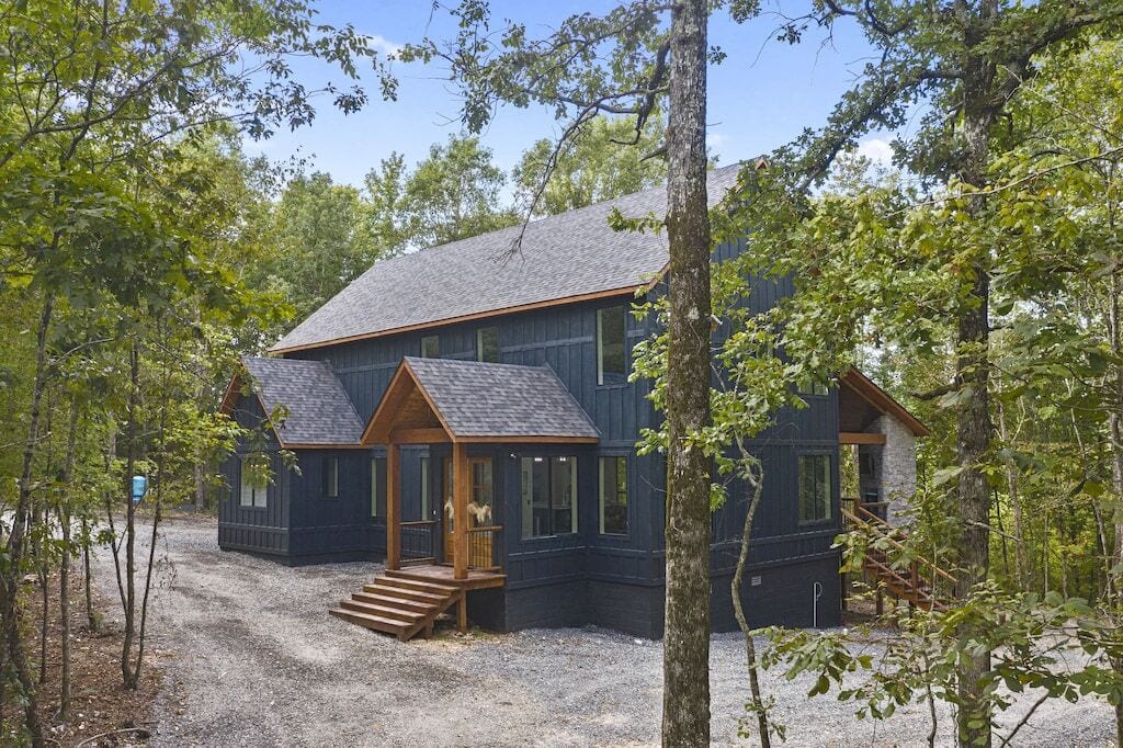 Midnight Beauty cabin
