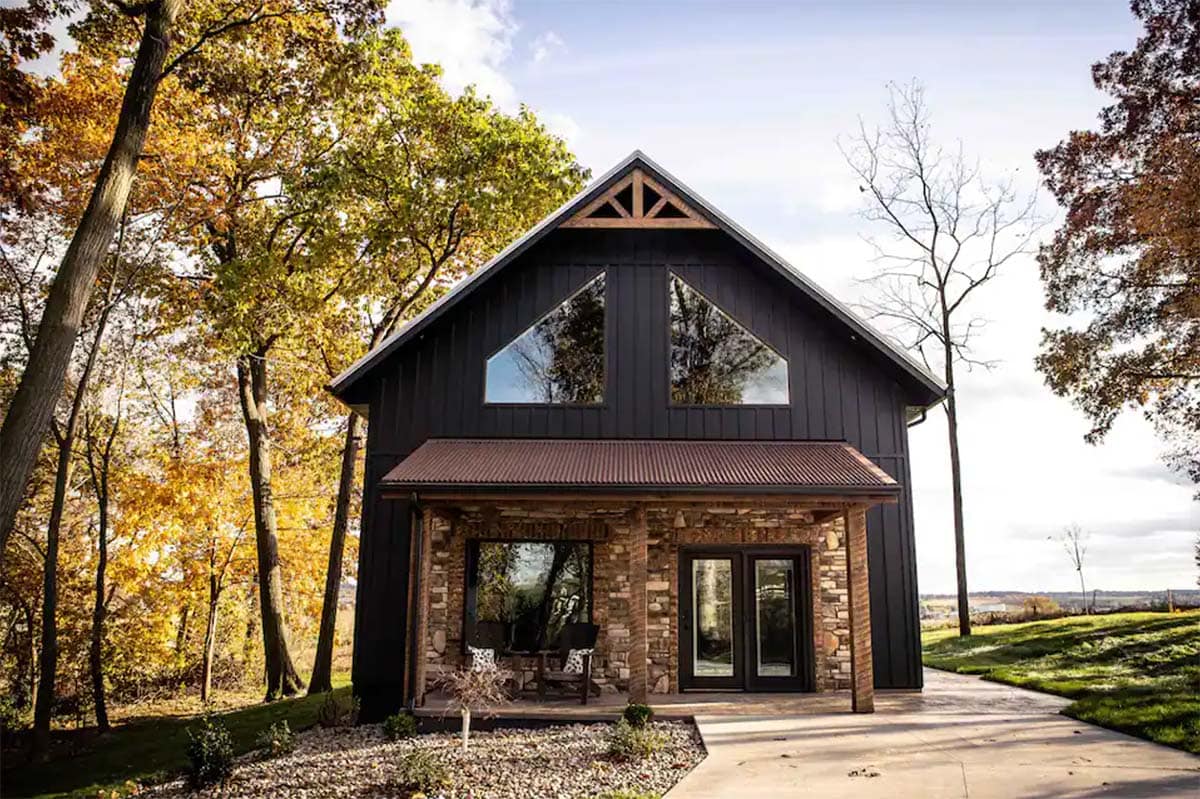 modern cabin ohio amish country
