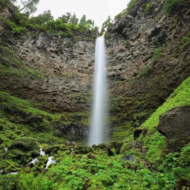 oregon waterfall hikes