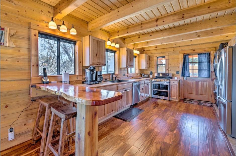 Pet-friendly Cloudcroft Cabin