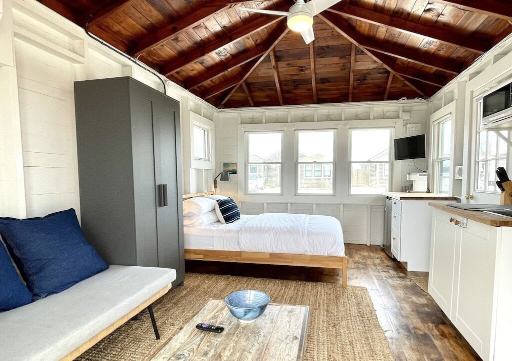 romantic bungalow massachusetts