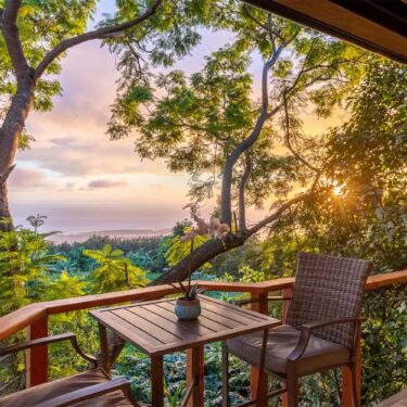 romantic getaways in hawaii