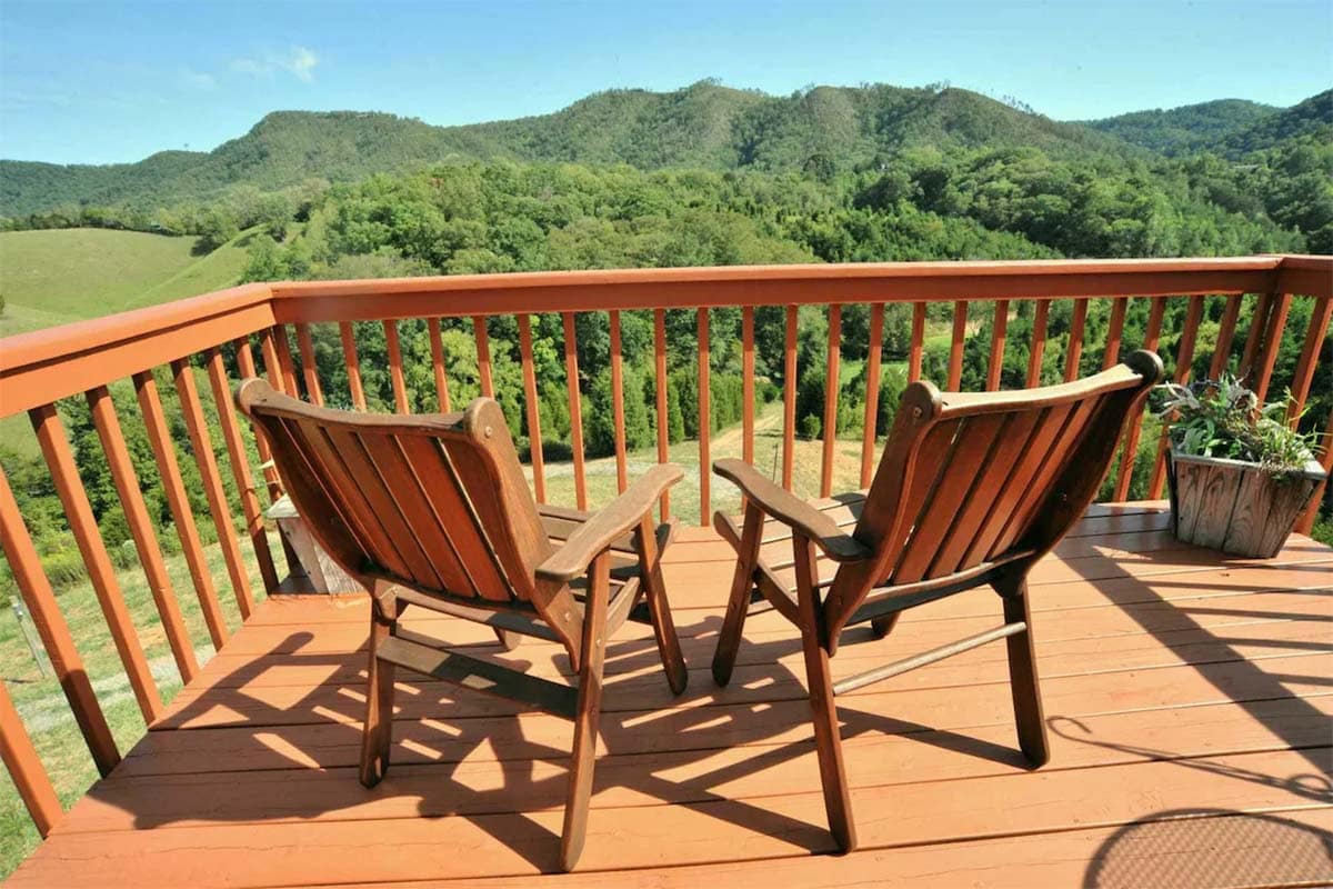 romantic getaways tennessee - berry springs