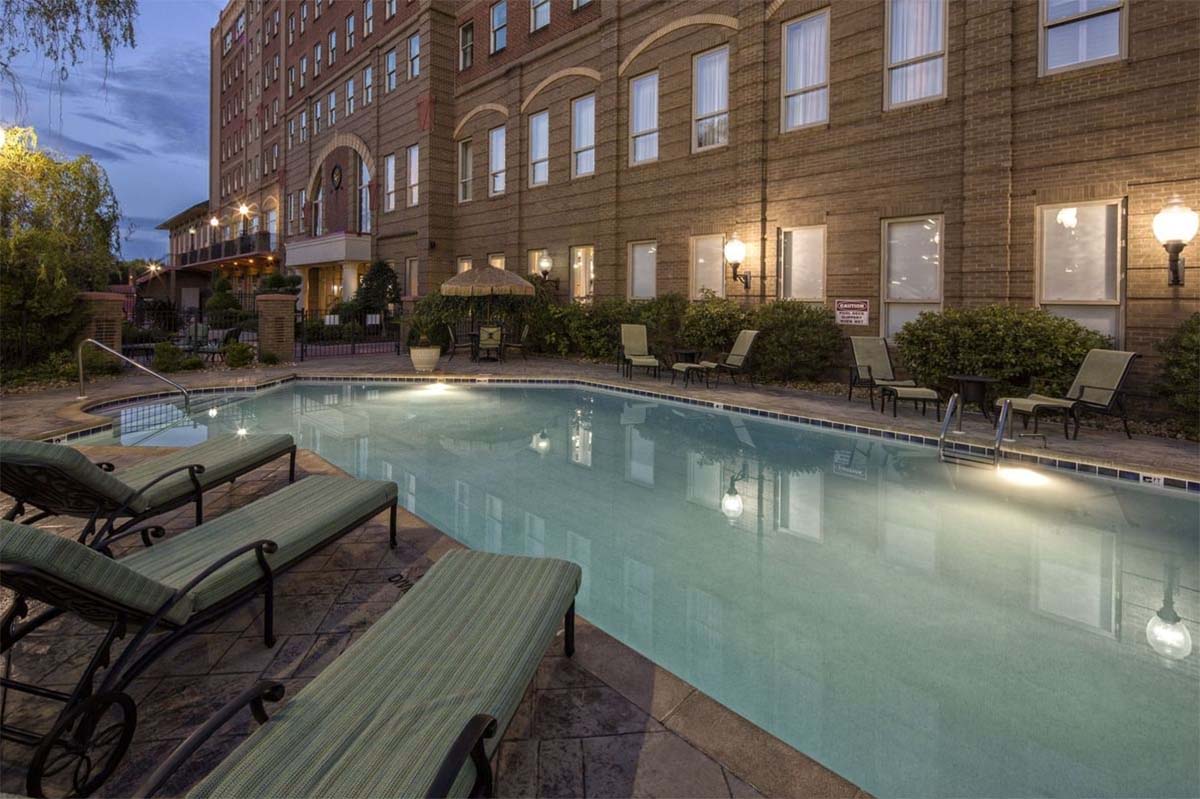 romantic getaways tennessee - carnegie hotel