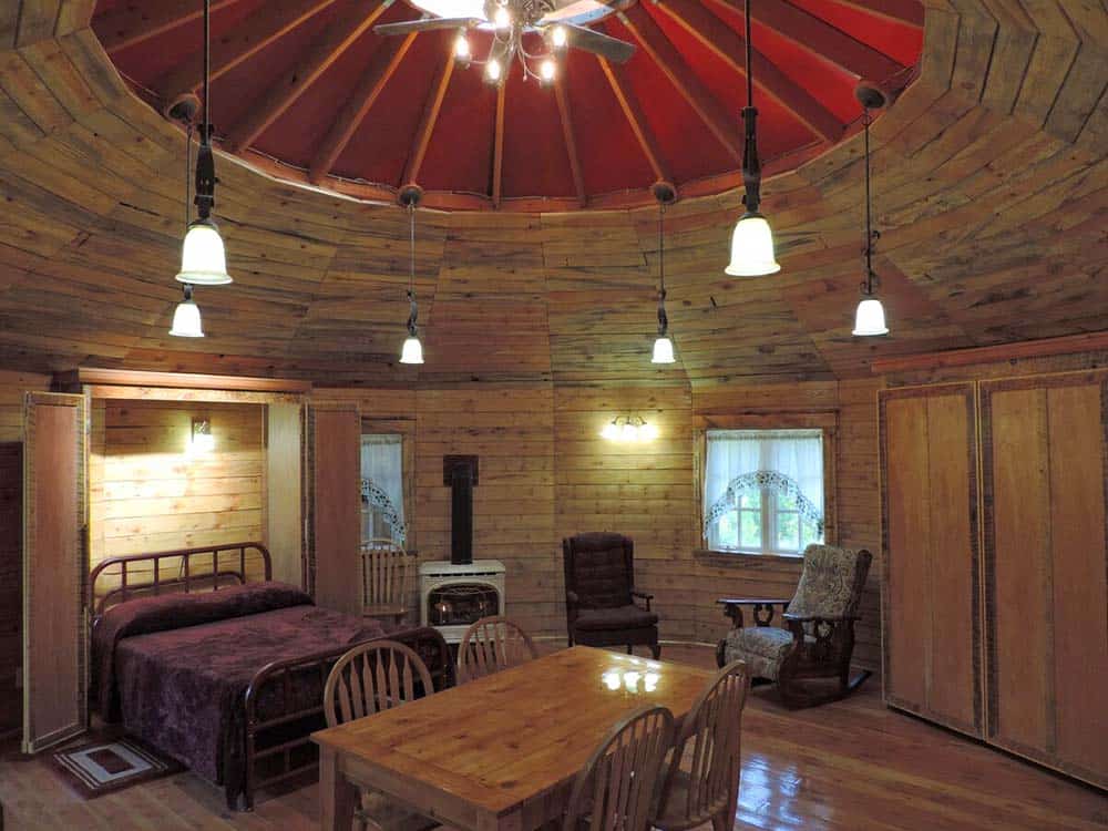 romantic yurt rental washington