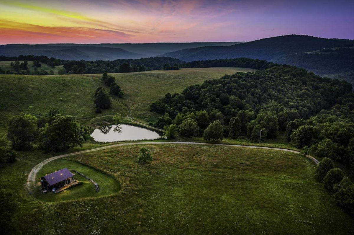 Secluded Cabin Arkansas 10