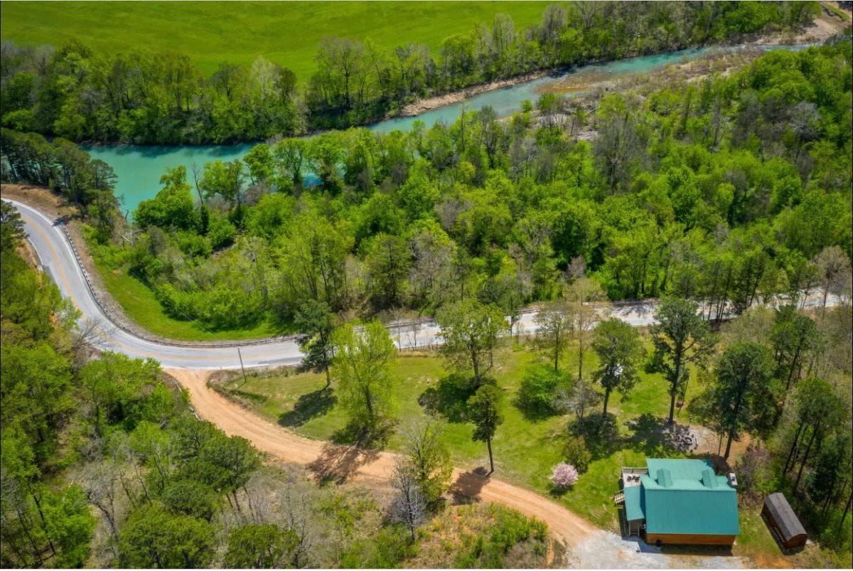 Secluded Cabin Arkansas 4