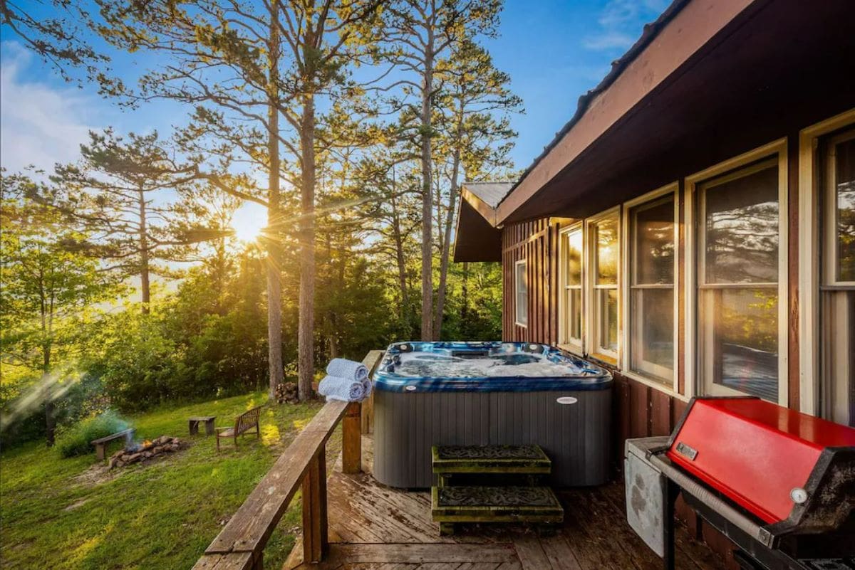 Secluded Cabin Arkansas 7