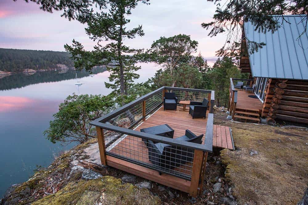 secluded cabin hunter bay wa