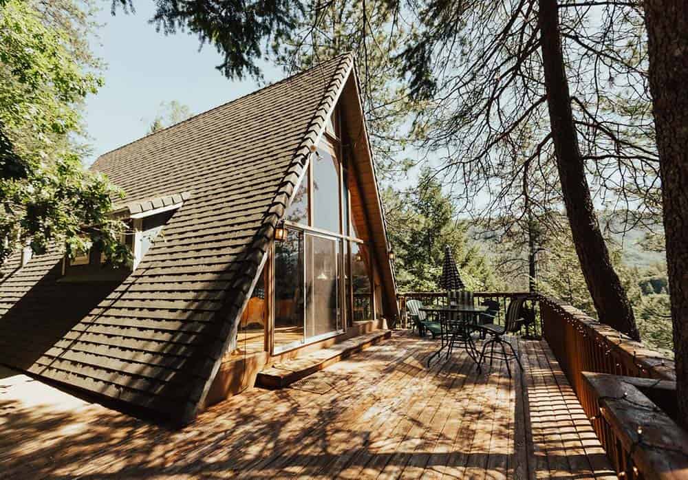 secluded cabin mount shasta
