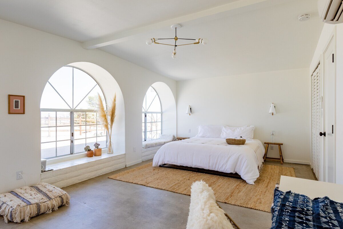 seven arches airbnb joshua tree
