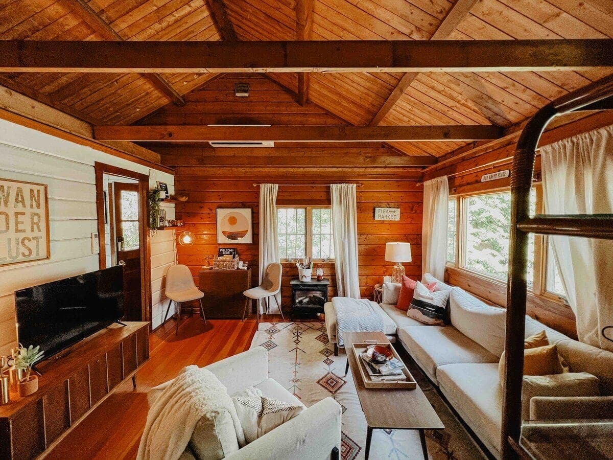 The Little Lake Cabin connecticut