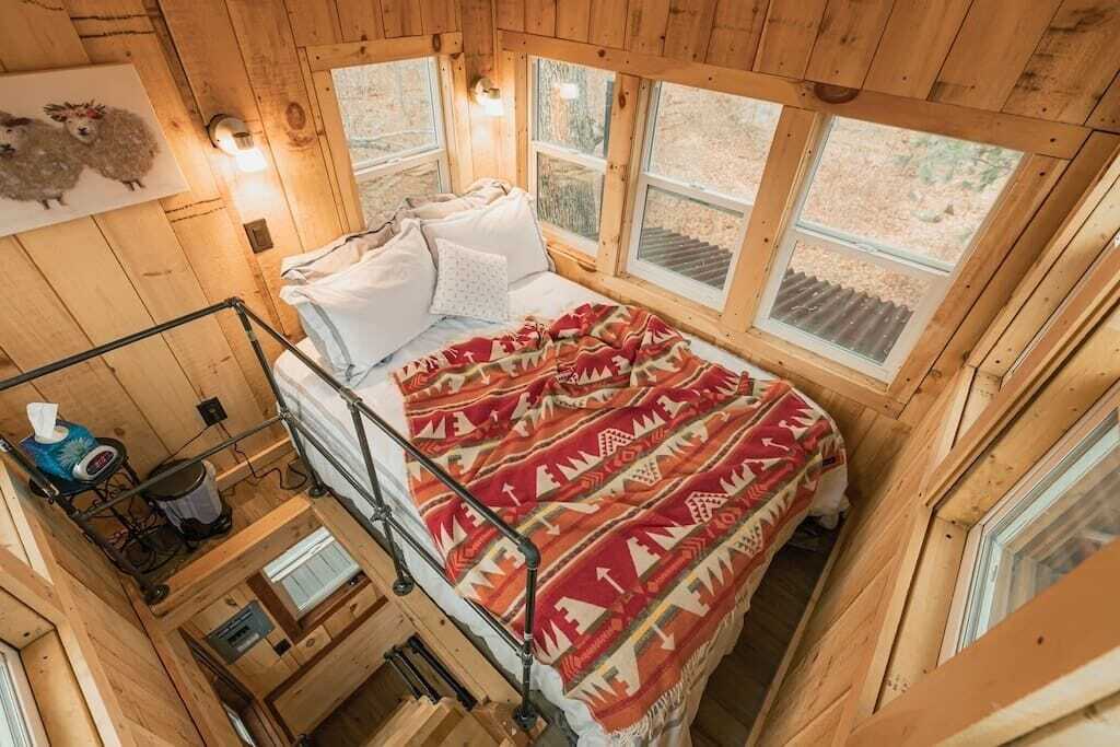 Treehouse at Bluebird Farm