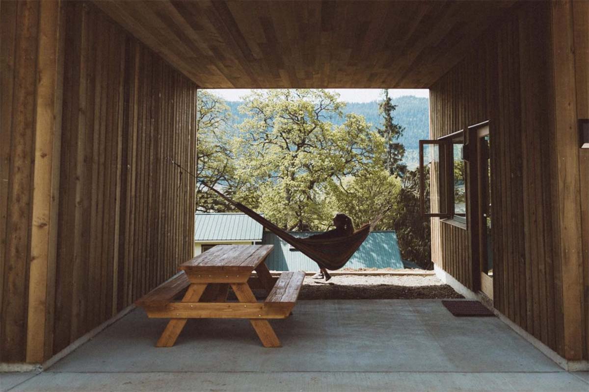 unique places to stay washington - bingen