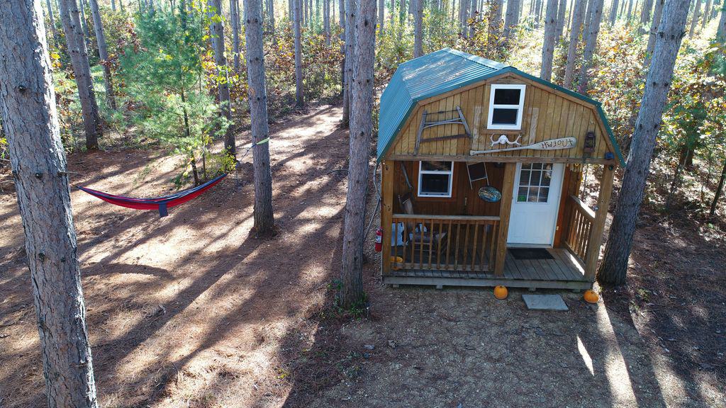wisconsin dells tiny cabin rental