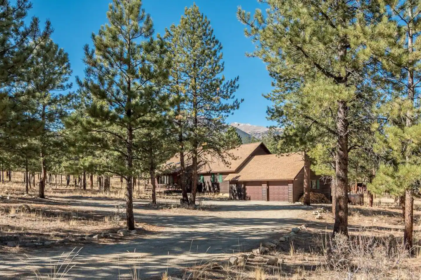 Colorado cabin on a sunny day